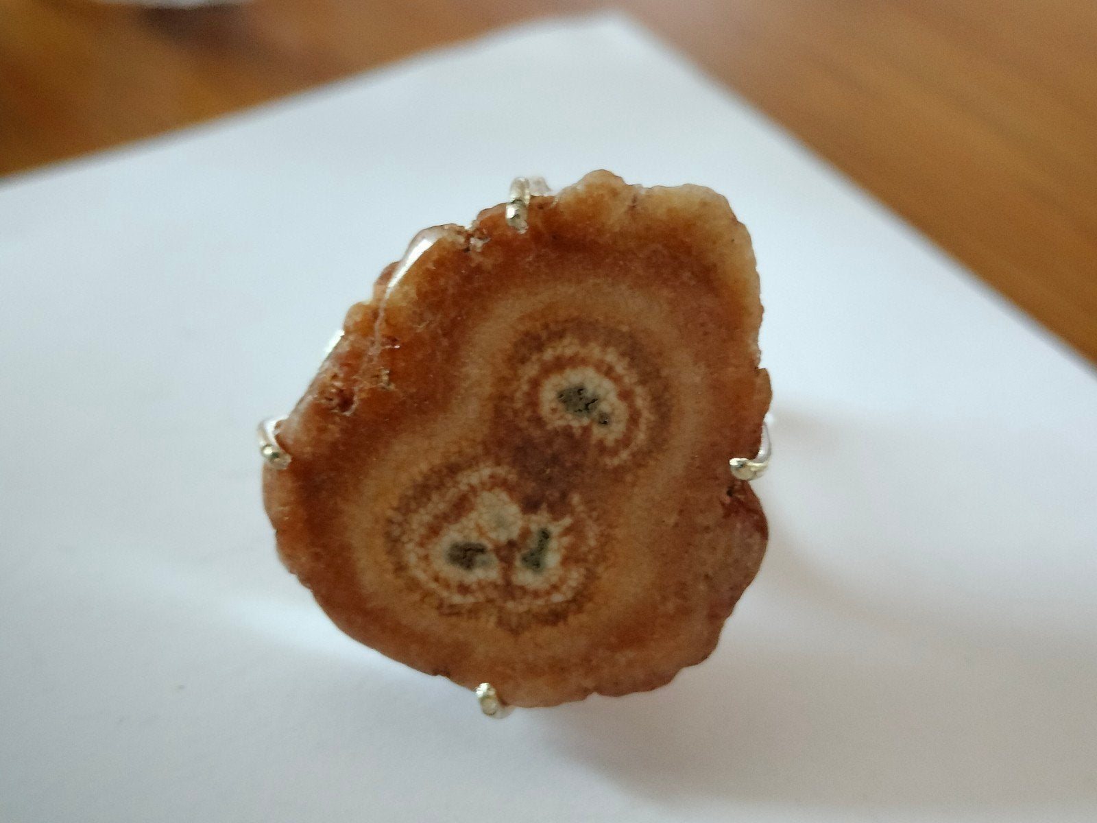 zilveren ring met agaat maat 18, Sieraden, Tassen en Uiterlijk, 18 tot 19, Bruin, Verzenden, Nieuw
