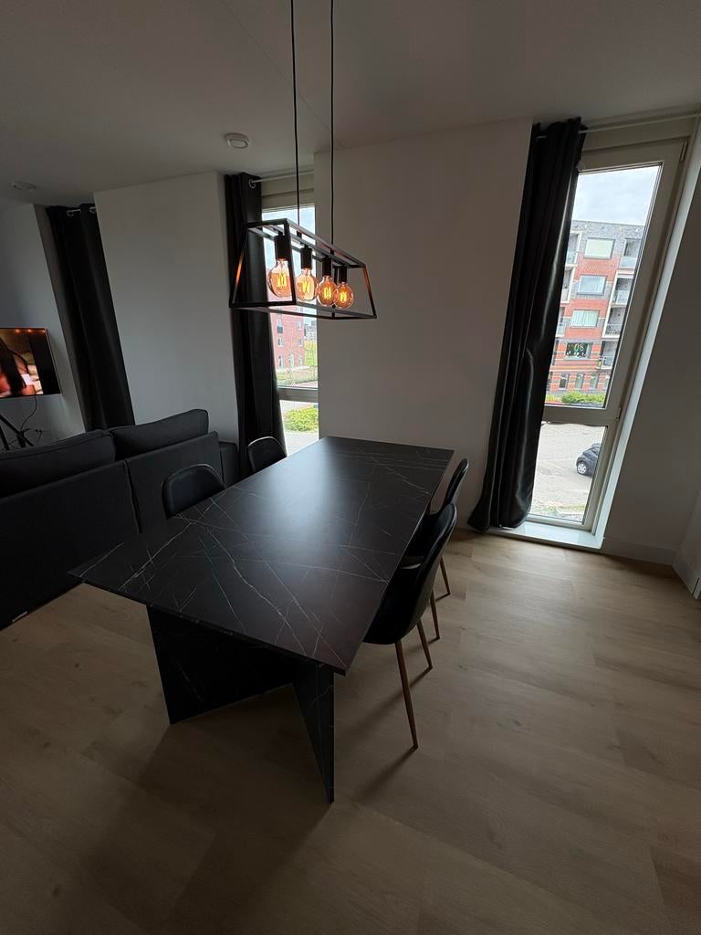 Zwarte Eettafel met Marmerlook (zonder stoelen), Huis en Inrichting, Tafels | Eettafels, Ophalen, Overige materialen, 50 tot 100 cm