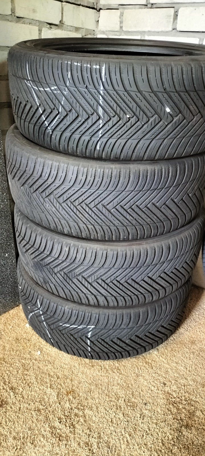 4 /4seasons banden, Auto-onderdelen, Banden en Velgen, Ophalen, 18 inch, All Season, Band(en)
