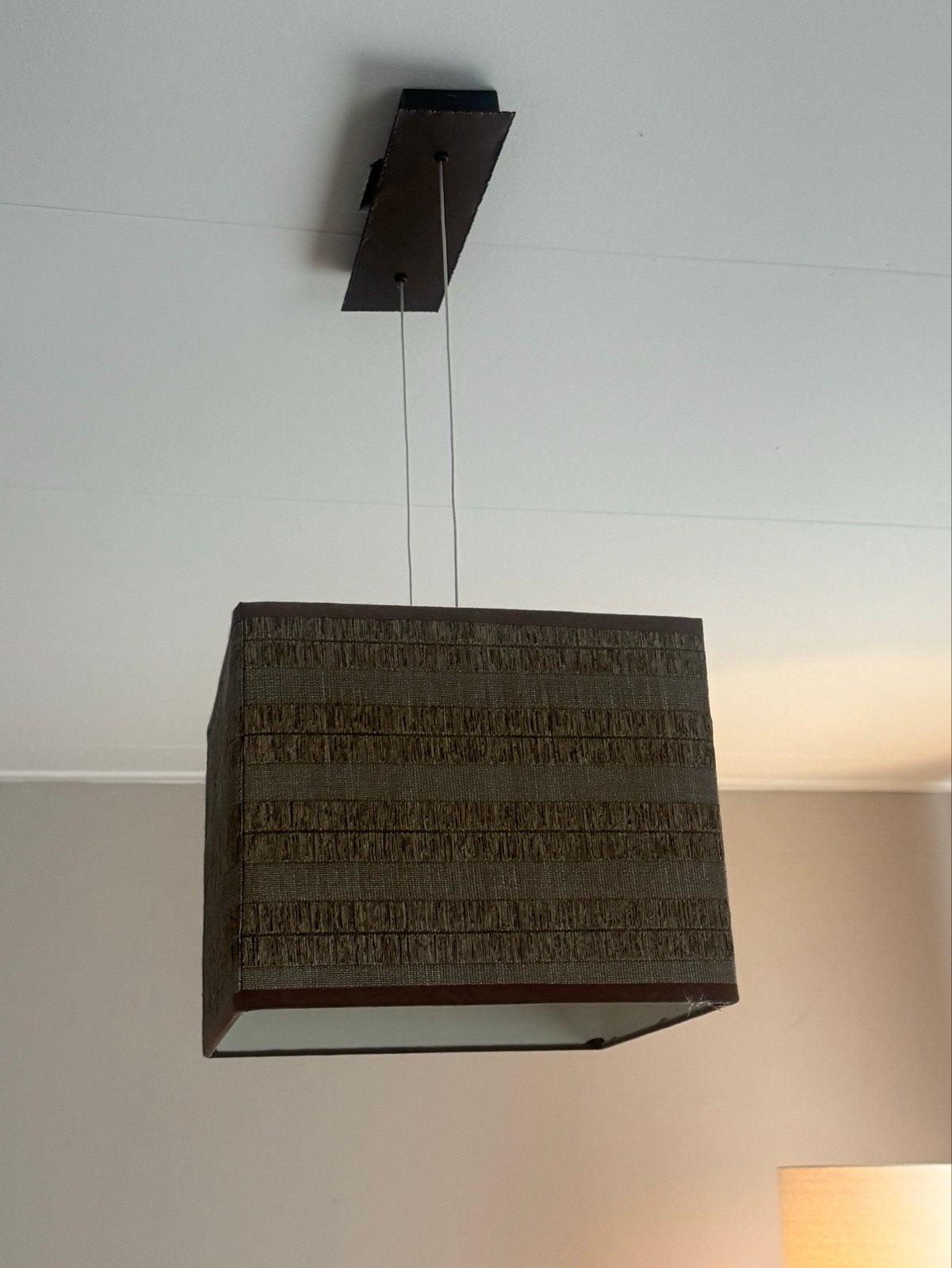 Moderne hanglamp met stoffen kap, Huis en Inrichting, Ophalen, Zo goed als nieuw, Textiel, E27 (groot)