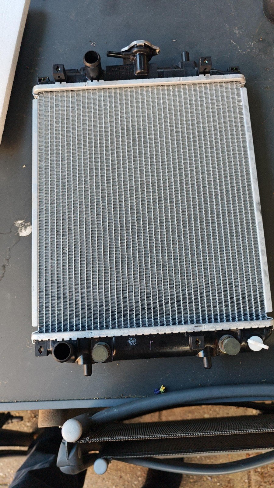 Nieuwe Daihatsu Radiator CUORE V MOVE SIRION YRV 10 0498-, Auto-onderdelen, Ophalen of Verzenden, Nieuw, Daihatsu