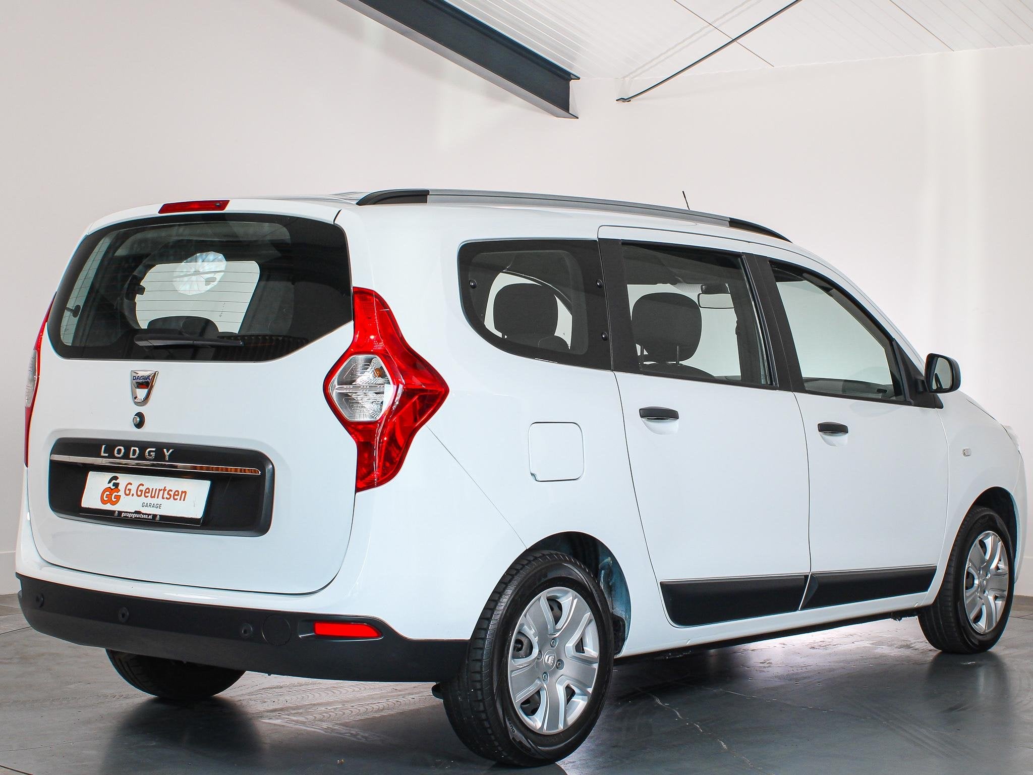 Dacia Lodgy 1.3 TCe Comfort 7-Persoons Cruise Control, Navig, Auto's, Dacia, Stof, Gebruikt, 4 cilinders, 7 stoelen
