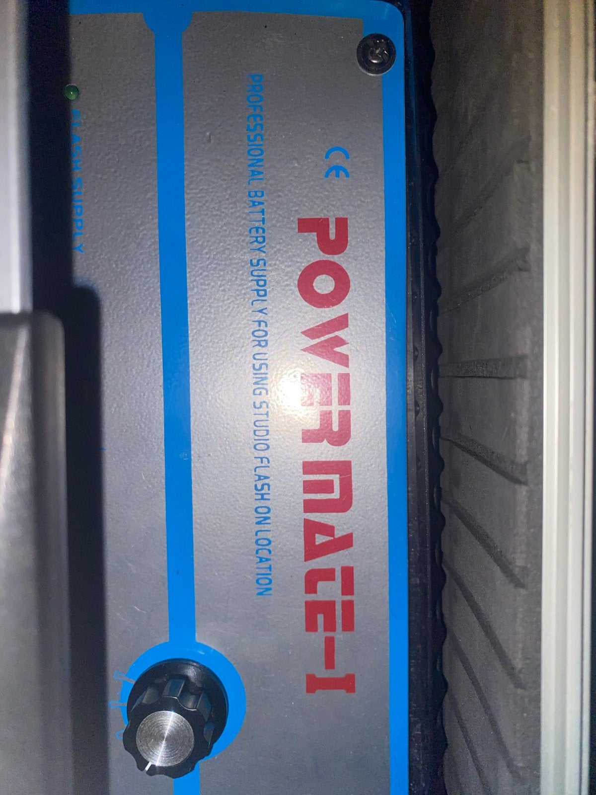 PowerMate-I Professionele Batterijvoeding voor Studioflits, Audio, Tv en Foto, Zo goed als nieuw, Overige merken, Voeding