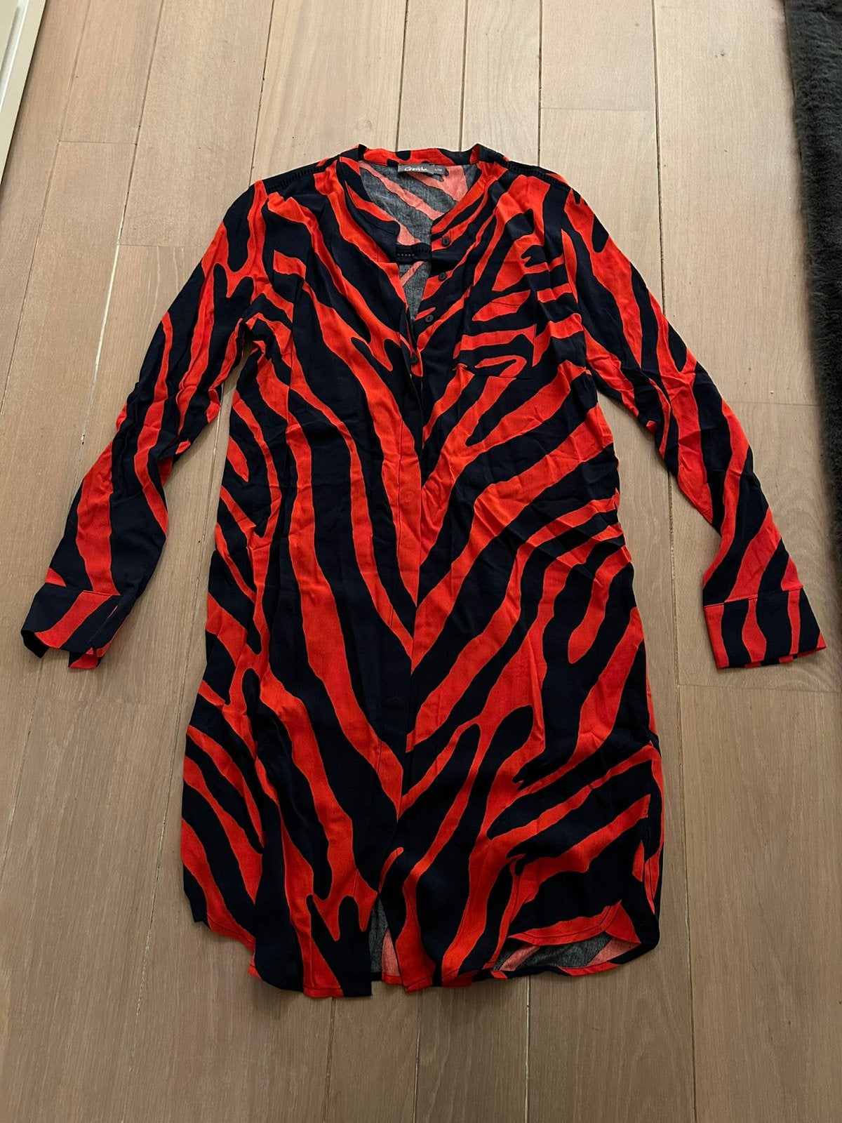 Nieuwe jurk van Geisha, maat L/40., Ophalen of Verzenden, Nieuw, Maat 38/40 (M)