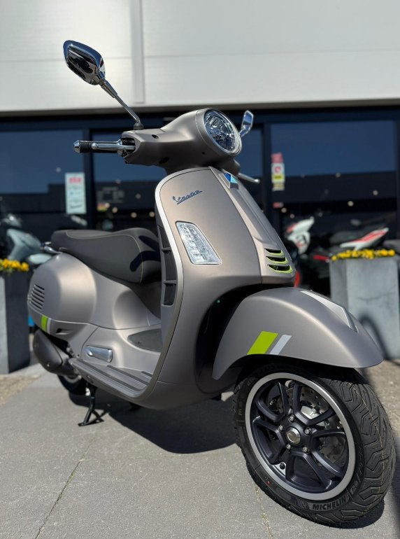 Vespa GTS Supertech HPE 300cc Demo, Niet ingevuld, Scooter, Bedrijf, Niet ingevuld