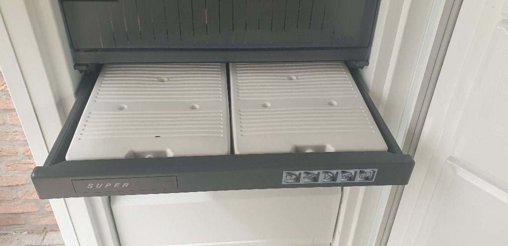 Diepvrieskast Whirepool/Philips, Gebruikt, 140 tot 160 cm, Ophalen, Vrieskast