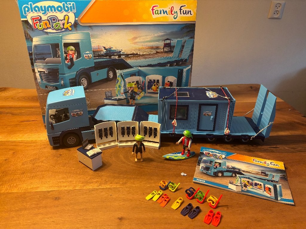 Playmobil Family Fun Surfshop Truck met Container, Complete set, Voertuig, Ophalen of Verzenden, Zo goed als nieuw