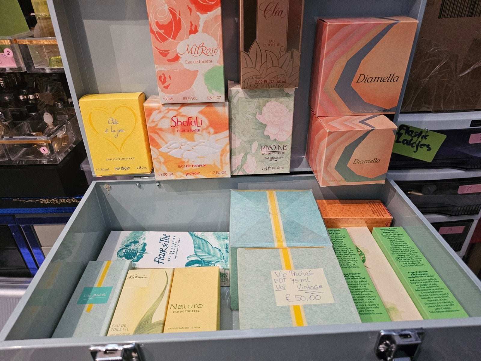 Yves Rocher Parfum - Mega groot Aantal yves rocher parfum, Ophalen, Nieuw
