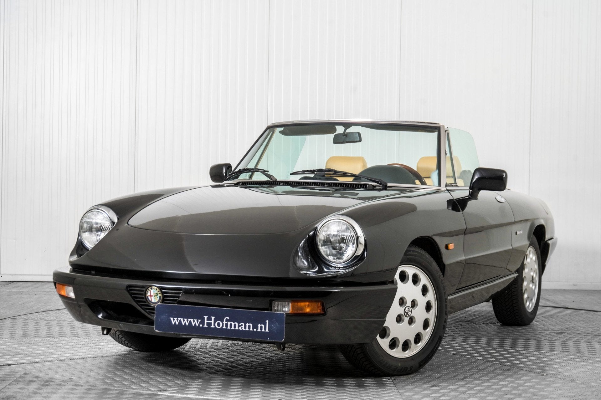 Alfa Romeo Spider 2.0 (bj 1991), Auto's, Alfa Romeo, Achterwielaandrijving, Gebruikt, Cabriolet, 400 kg