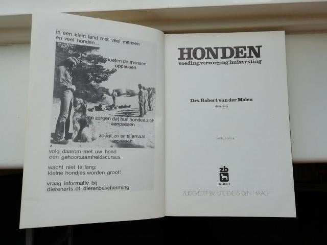 Boek; Honden voeding, verzorging, huisvesting, Ophalen, Gelezen, Honden