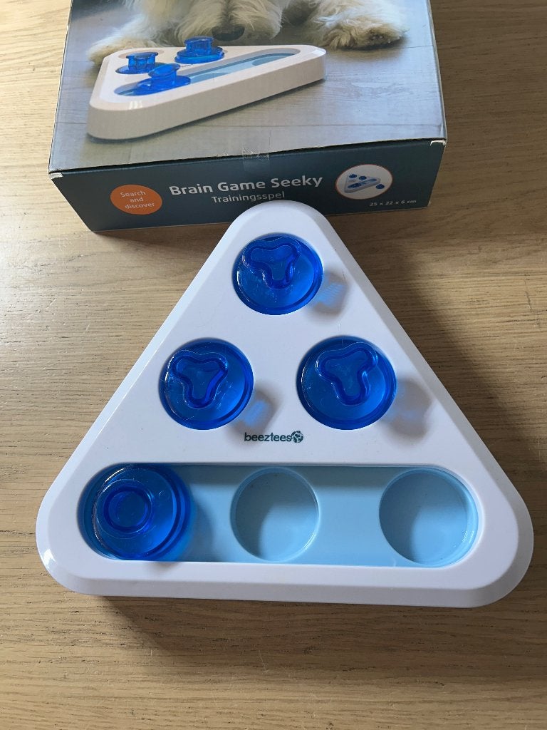 Beeztees Brain Game Seeky Trainingsspel, Dieren en Toebehoren, Hondenspeelgoed, Ophalen of Verzenden, Zo goed als nieuw