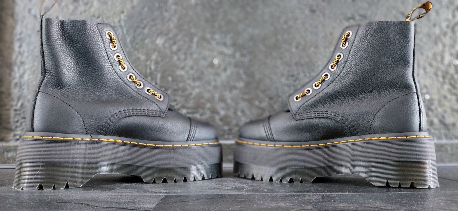 *NIEUW* Dr. Martens SinClair *Maat 40*, Ophalen of Verzenden, Nieuw, Zwart