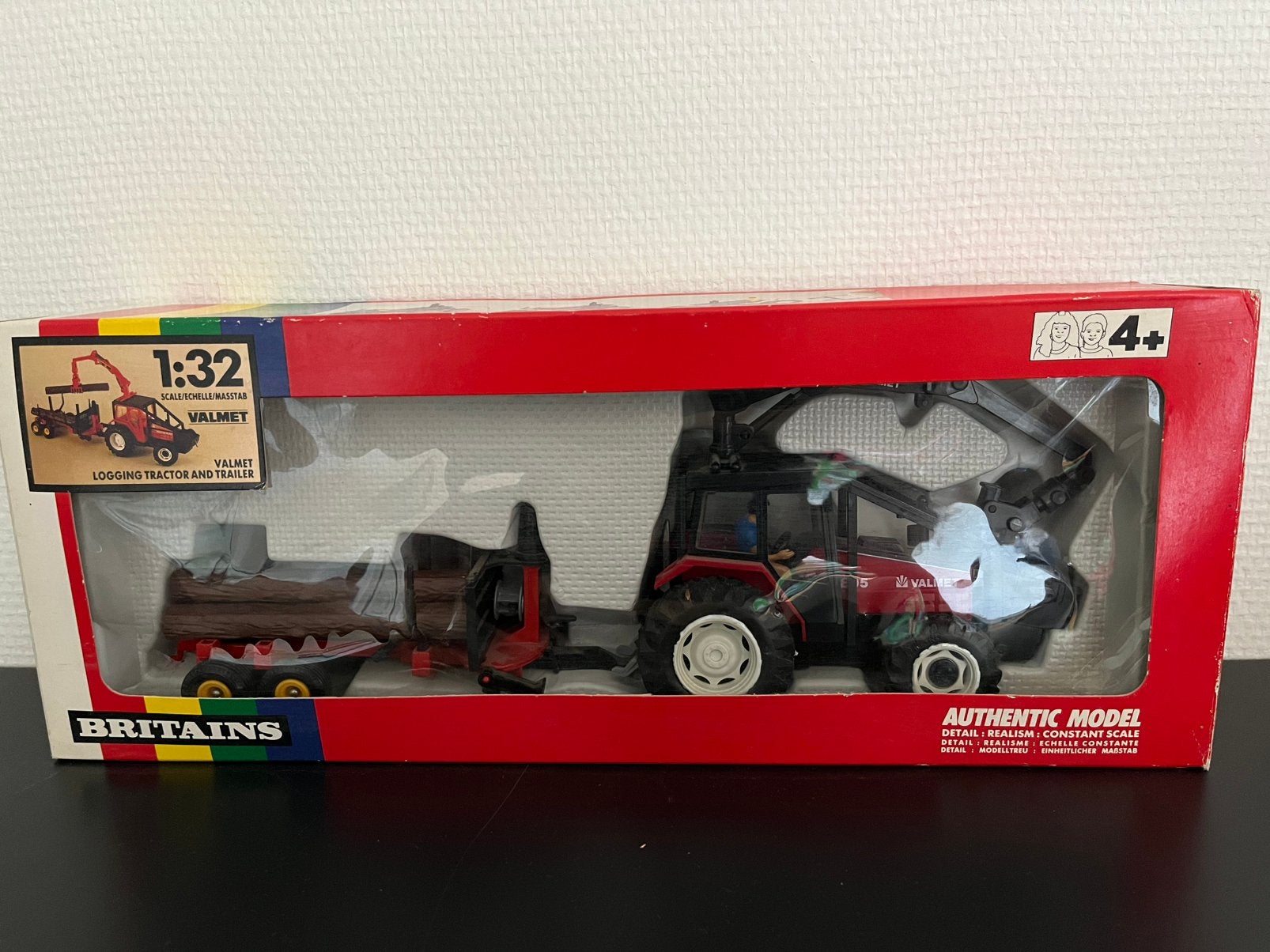 Valmet 805 bosbouwtrekker britains 1:32, Ophalen of Verzenden, Zo goed als nieuw, Tractor of Landbouw, Britains