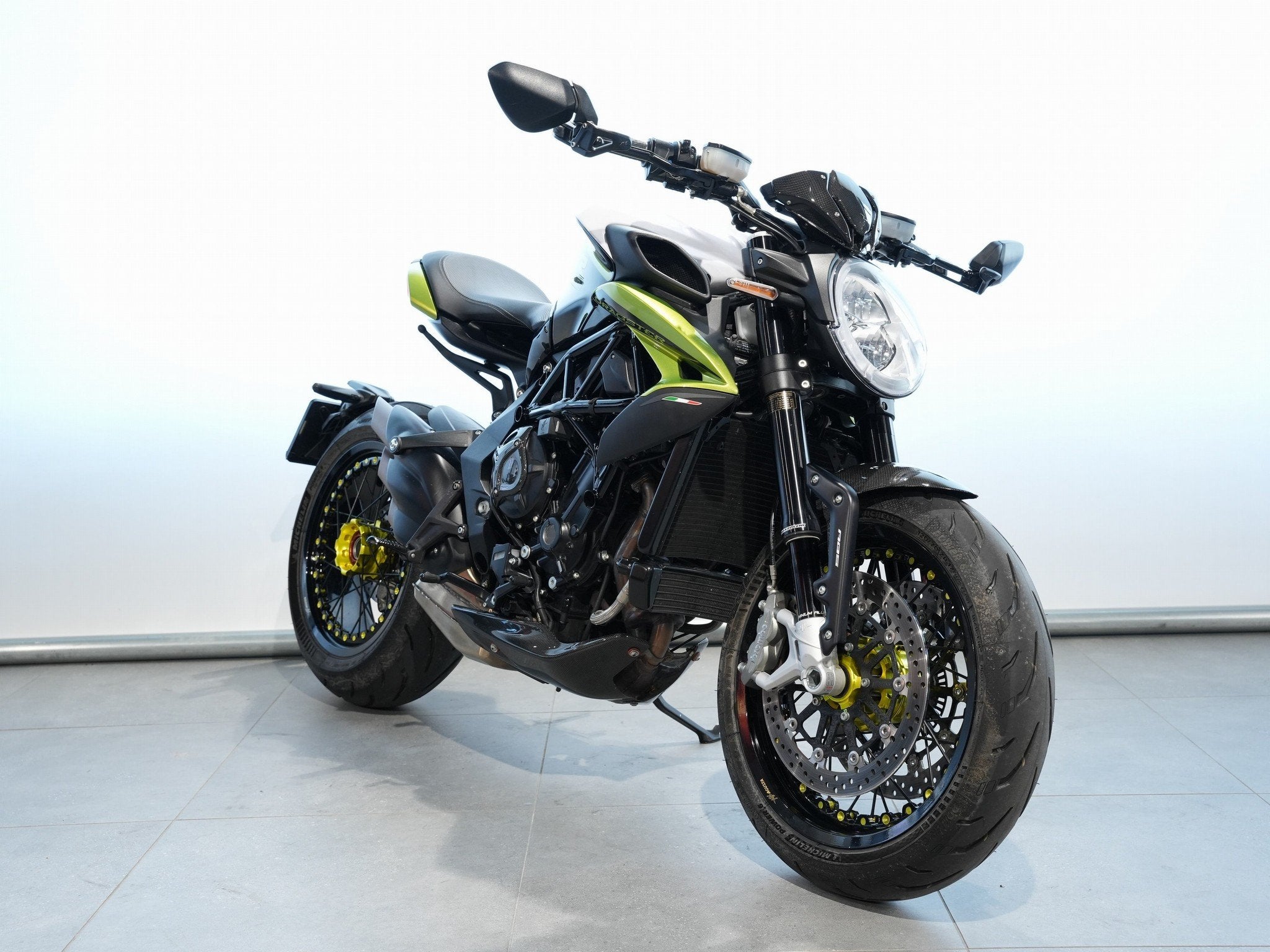 MV Agusta DRAGSTER 800 RR SCS (bj 2021), Motoren, Motoren | MV Agusta, Brouwer Motors, Bedrijf, Info@brouwermotors.nl, Meer dan 35 kW