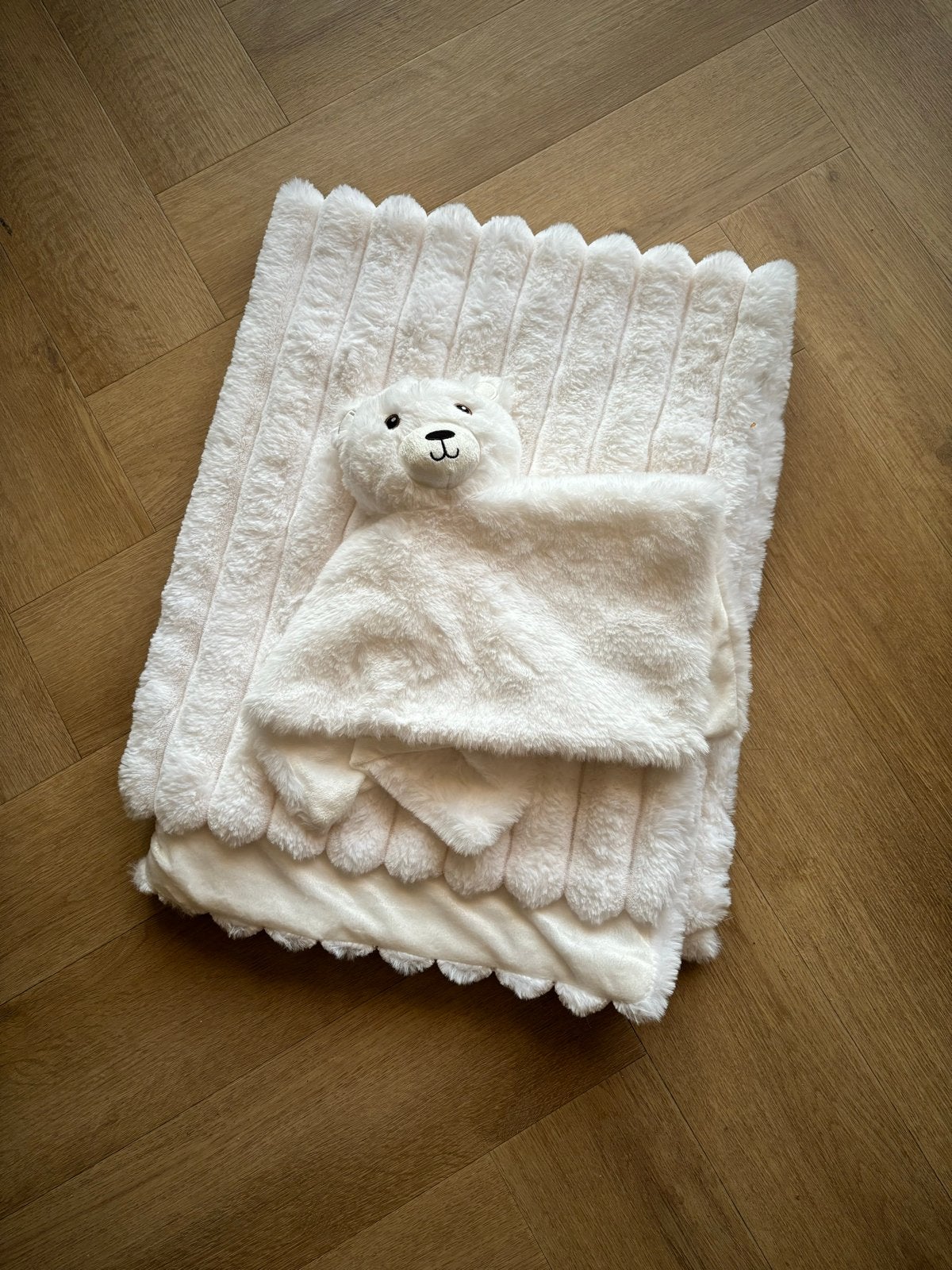 UGG Deken en Knuffelbeer voor baby's - Nieuw, Kinderen en Baby's, Ophalen of Verzenden, Nieuw, Deken
