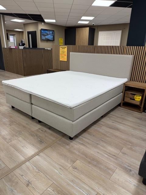 Boxspring Zurich vanaf €795,- PARTIJ VOORDEEL!! OP = OP