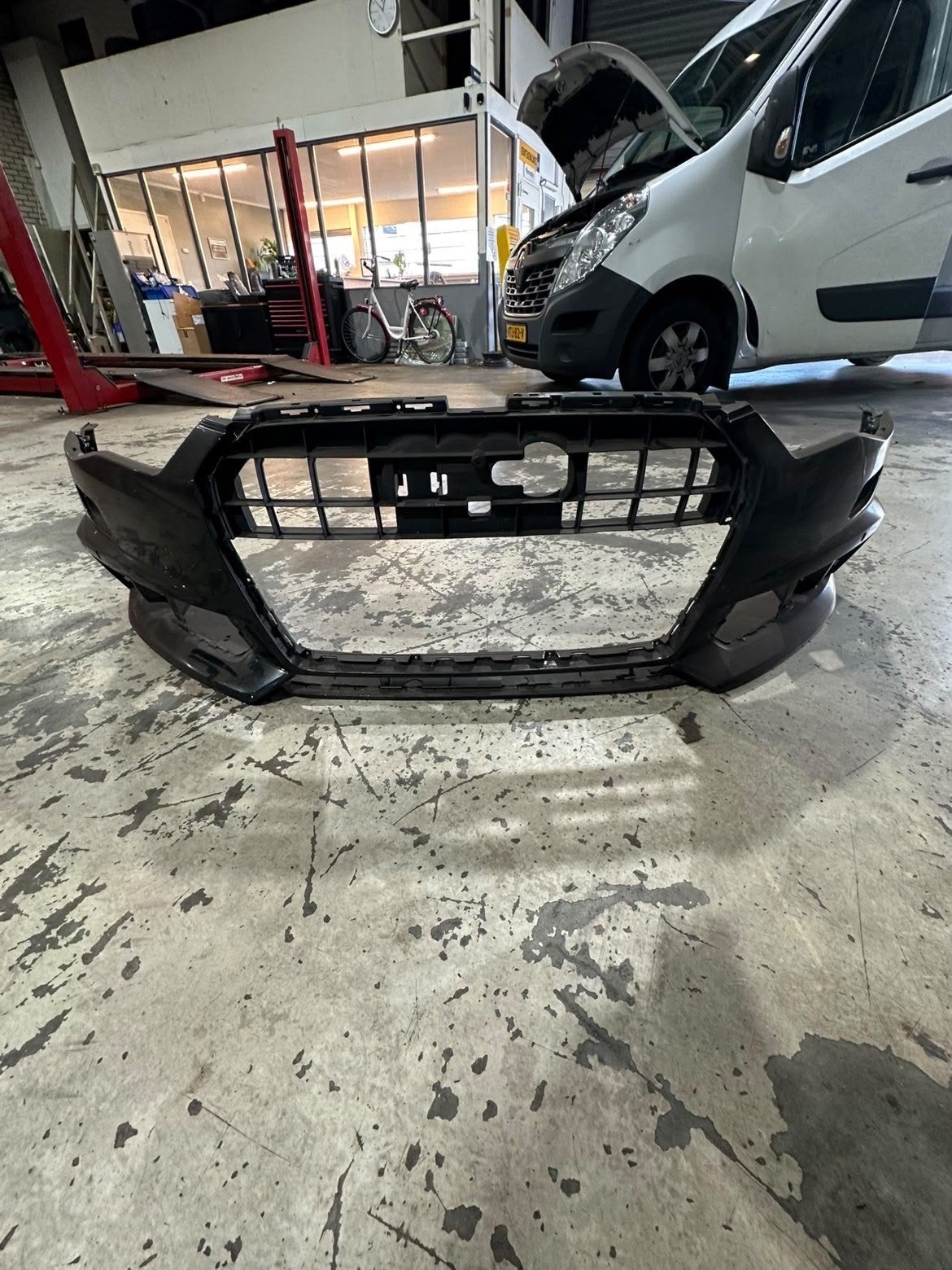 Audi A6 C7 2018 Voorbumper - Origineel Onderdeel, Ophalen of Verzenden, Gebruikt, Audi