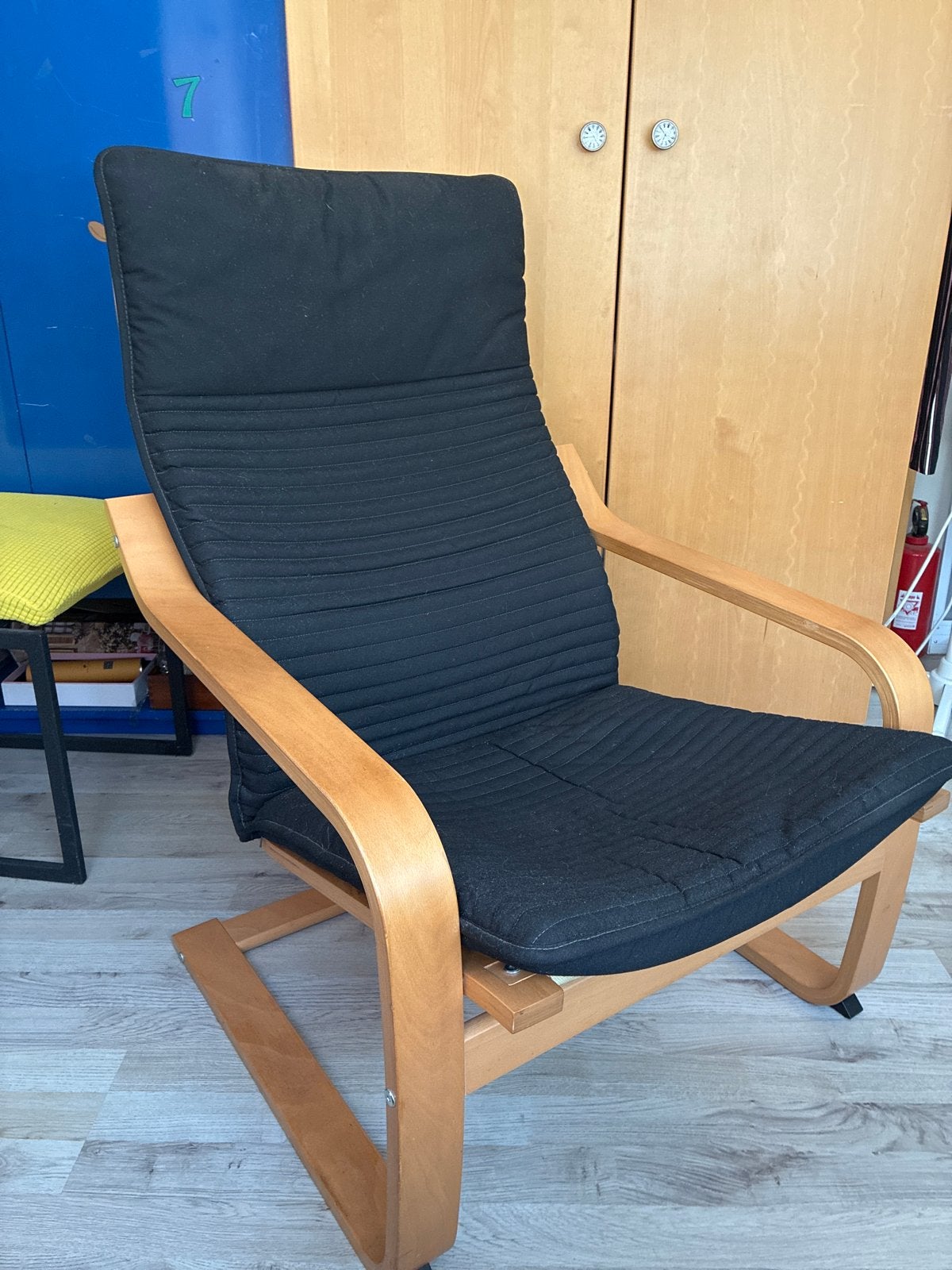 Ikea fauteuil pöang  met zwart kussen, Huis en Inrichting, Stoelen, Ophalen, Gebruikt, Zwart, Eén