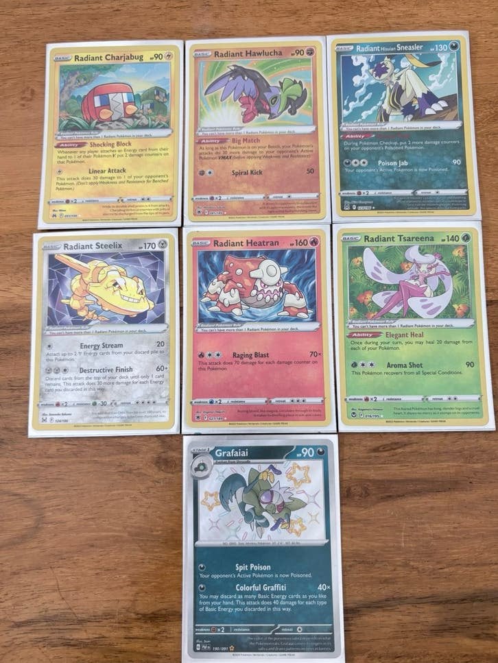 Pokemon kaarten radiant en shiny, Ophalen of Verzenden, Zo goed als nieuw, Meerdere kaarten, Foil