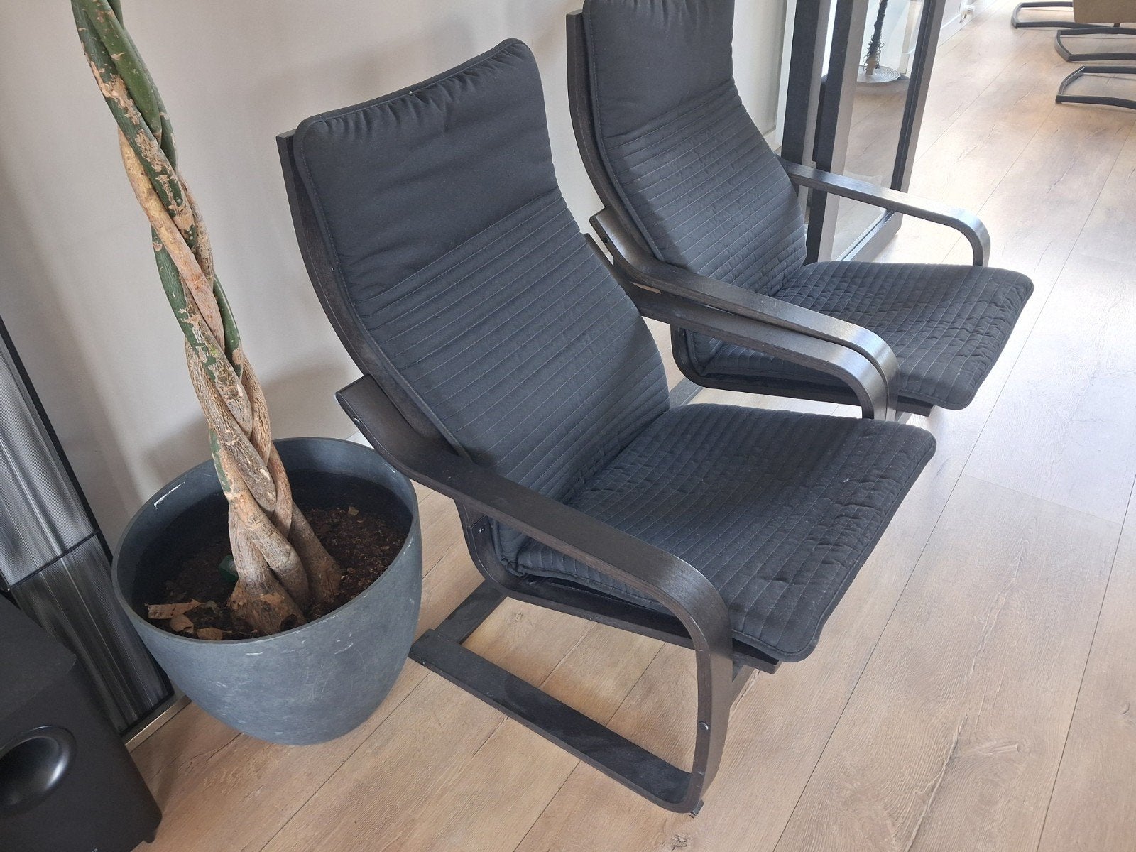 2 stoelen gratis op te halen!, Ophalen