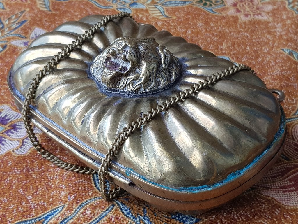 Mooi antiek tasje uit Engeland van koper 15,5 cm. uit 1890., Antiek en Kunst, Ophalen of Verzenden, Koper
