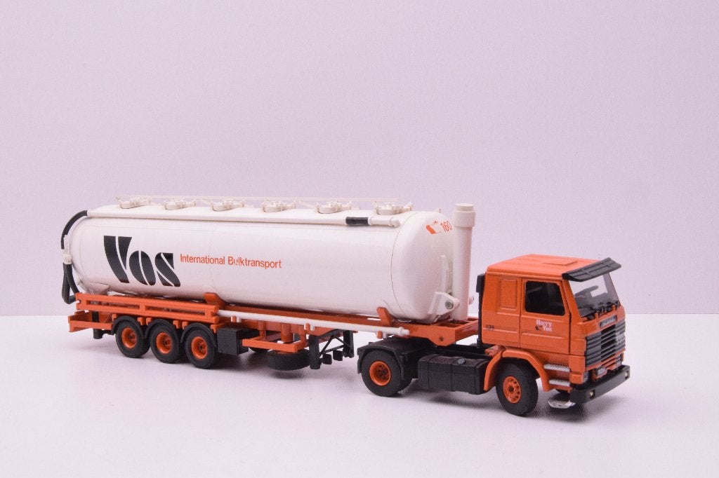 Scania 113M  ''  Vos transport Oss  ''  tekno, Ophalen of Verzenden, Zo goed als nieuw, Bus of Vrachtwagen, Tekno