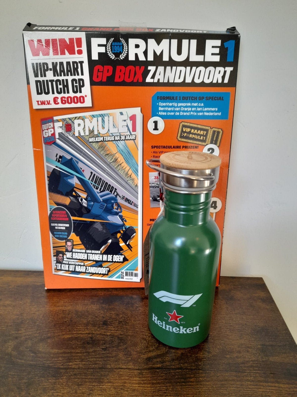 Formule 1 GP Box Zandvoort met Heineken drinkfles, Boeken, Ophalen, Nieuw