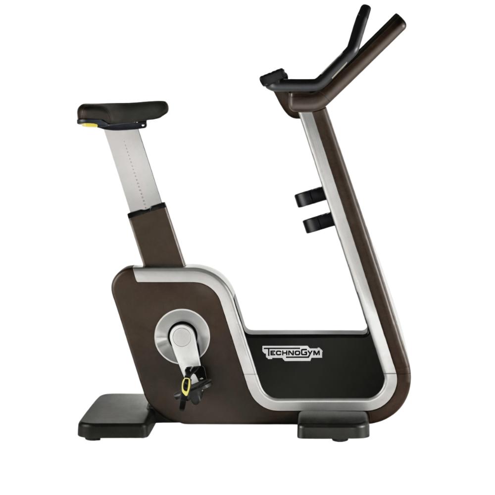 Technogym - Bike Artis Unity 3.0 - Upright Bike - Bruin, Ophalen of Verzenden, Zo goed als nieuw, Benen, Overige typen