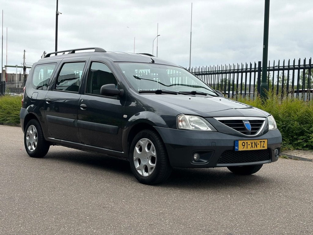 Dacia Logan MCV 1.6 Lauréate AIRCO/NAP, Auto's, Dacia, Stof, Gebruikt, 4 cilinders, 620 kg