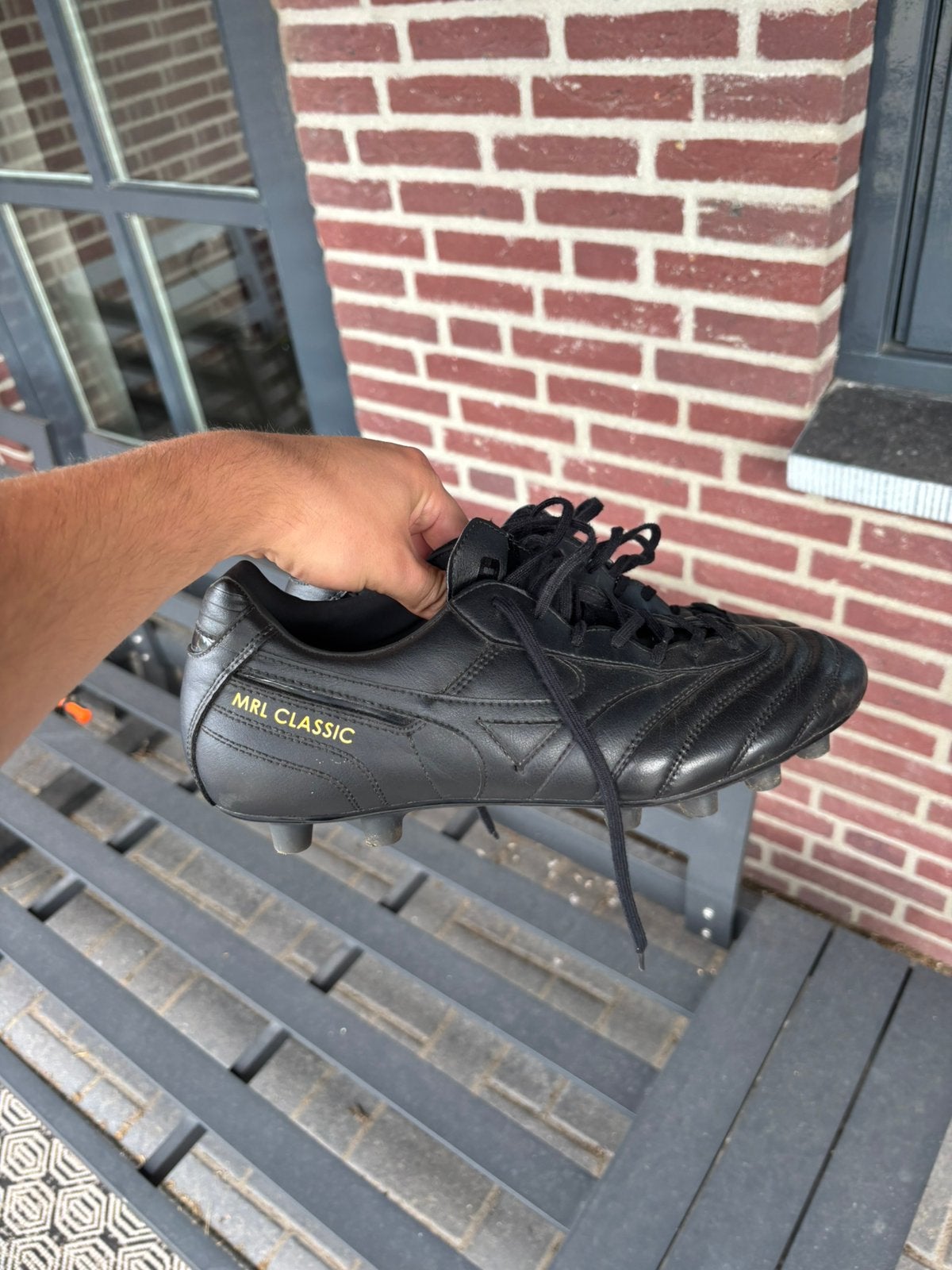 Mizuno voetbalschoenen, Sport en Fitness, Ophalen, Zo goed als nieuw, Schoenen