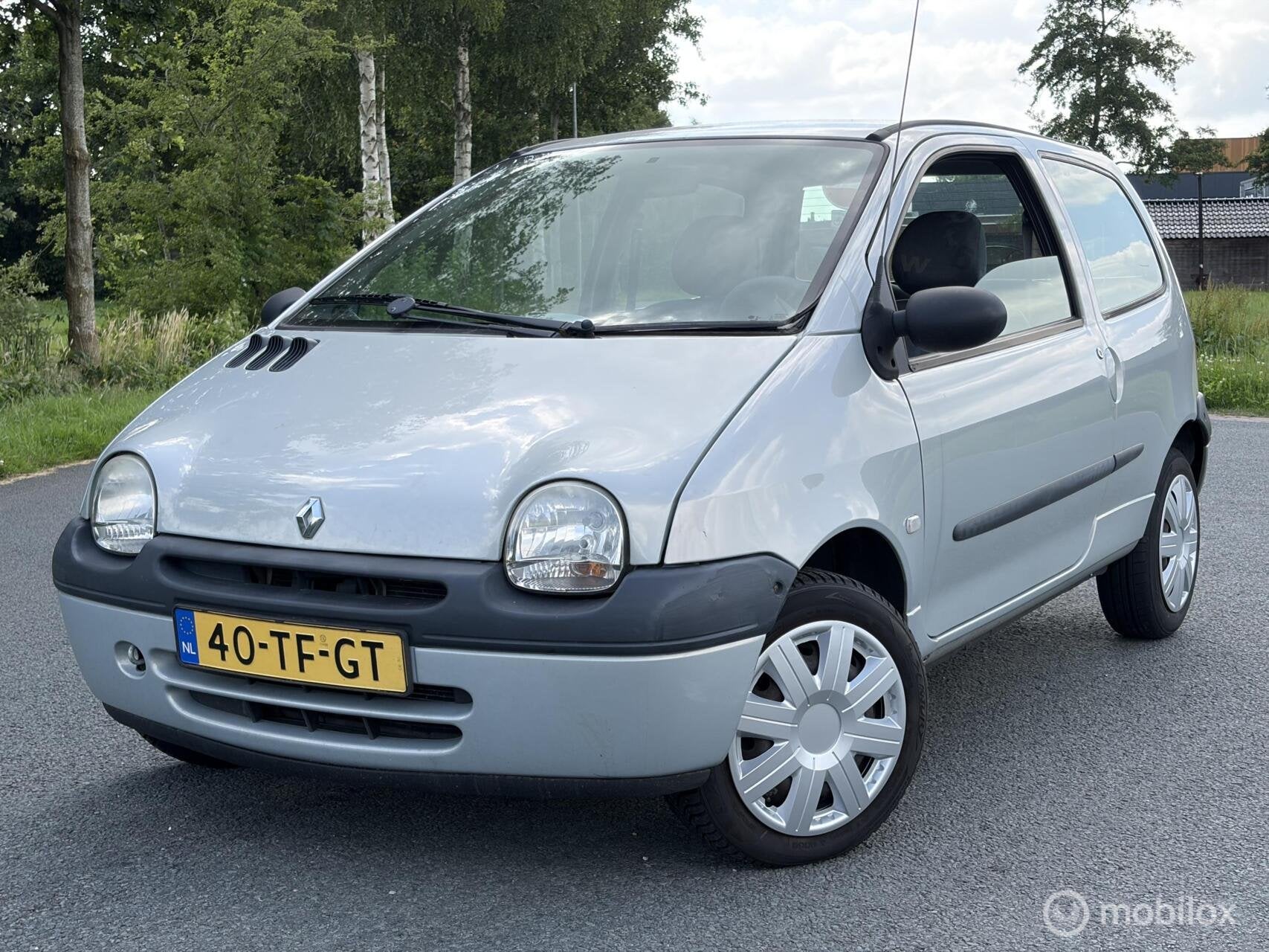 Renault Twingo 1.2 Emotion..apk 07-2027!, Auto's, Voorwielaandrijving, 4 cilinders, Origineel Nederlands, Bedrijf