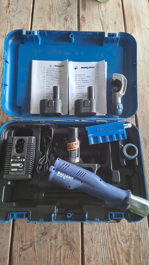 Geberit AFP 101 Accu perstang persmachine persapparaat, Gebruikt, ., Ophalen of Verzenden, .