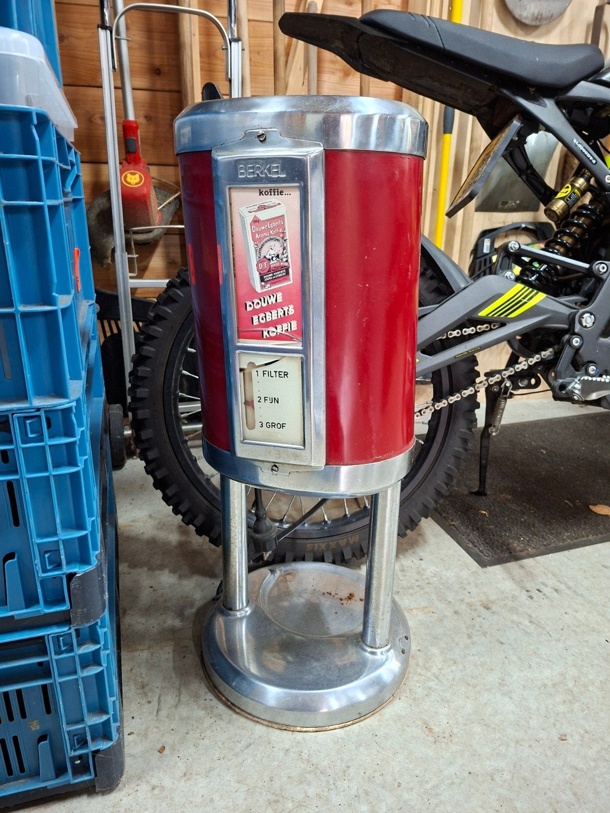 Antieke Berkel Koffiemolen Douwe Egberts, Ophalen, Gebruikt