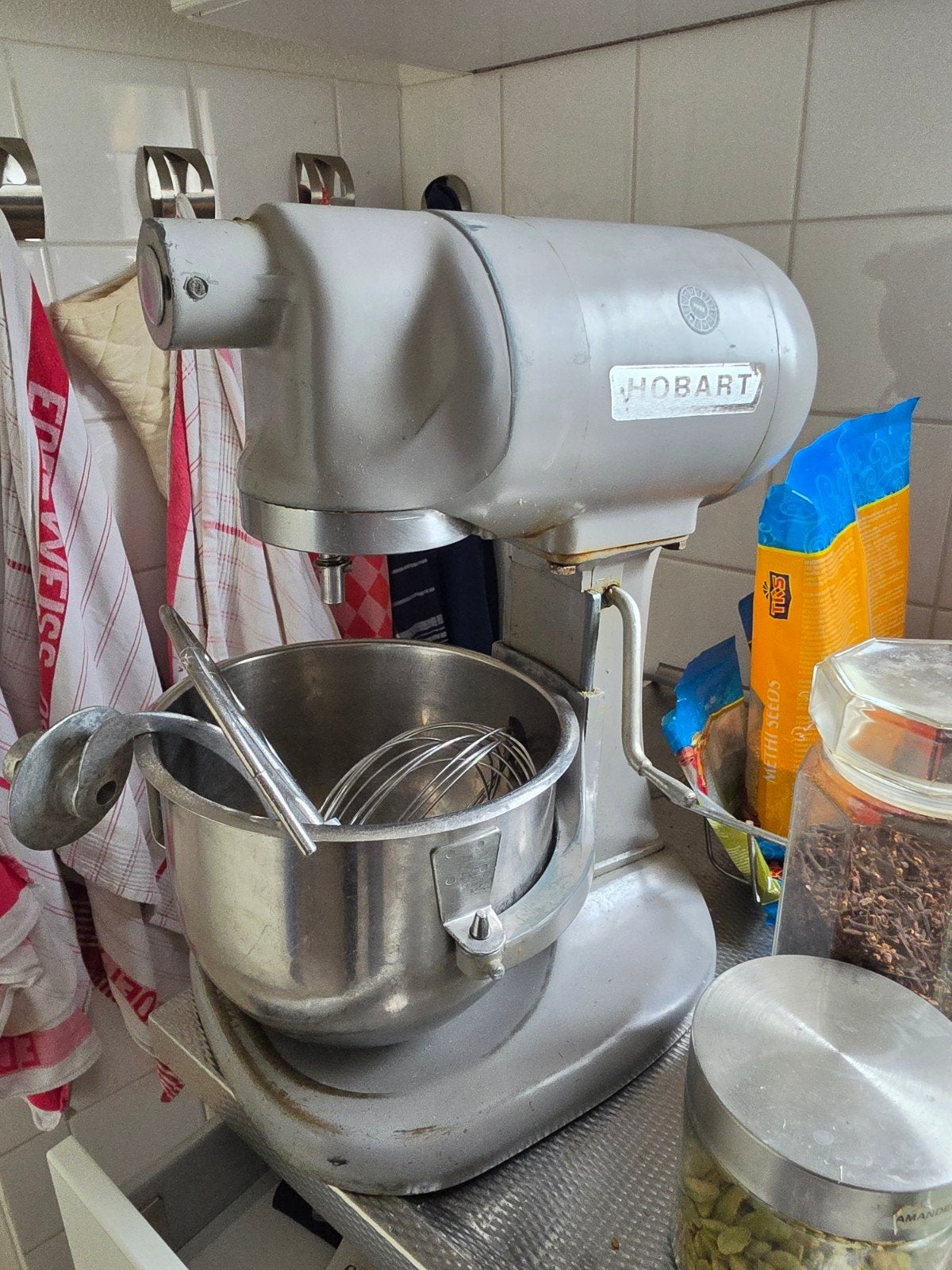 hobart N50 echt een goede machine loopt als een zonnetje, 4 liter of meer, Ophalen of Verzenden, 3 snelheden of meer