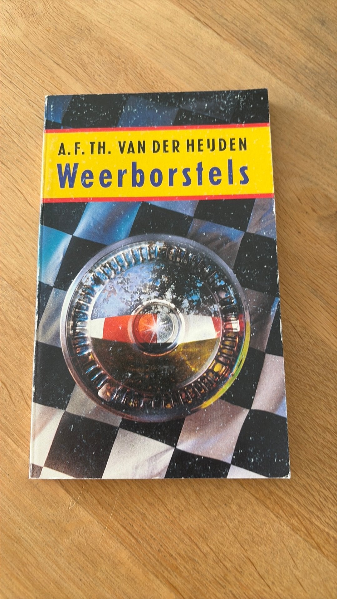 Weerborstels - A. F. Th. van der Heijden, Ophalen of Verzenden, Gelezen