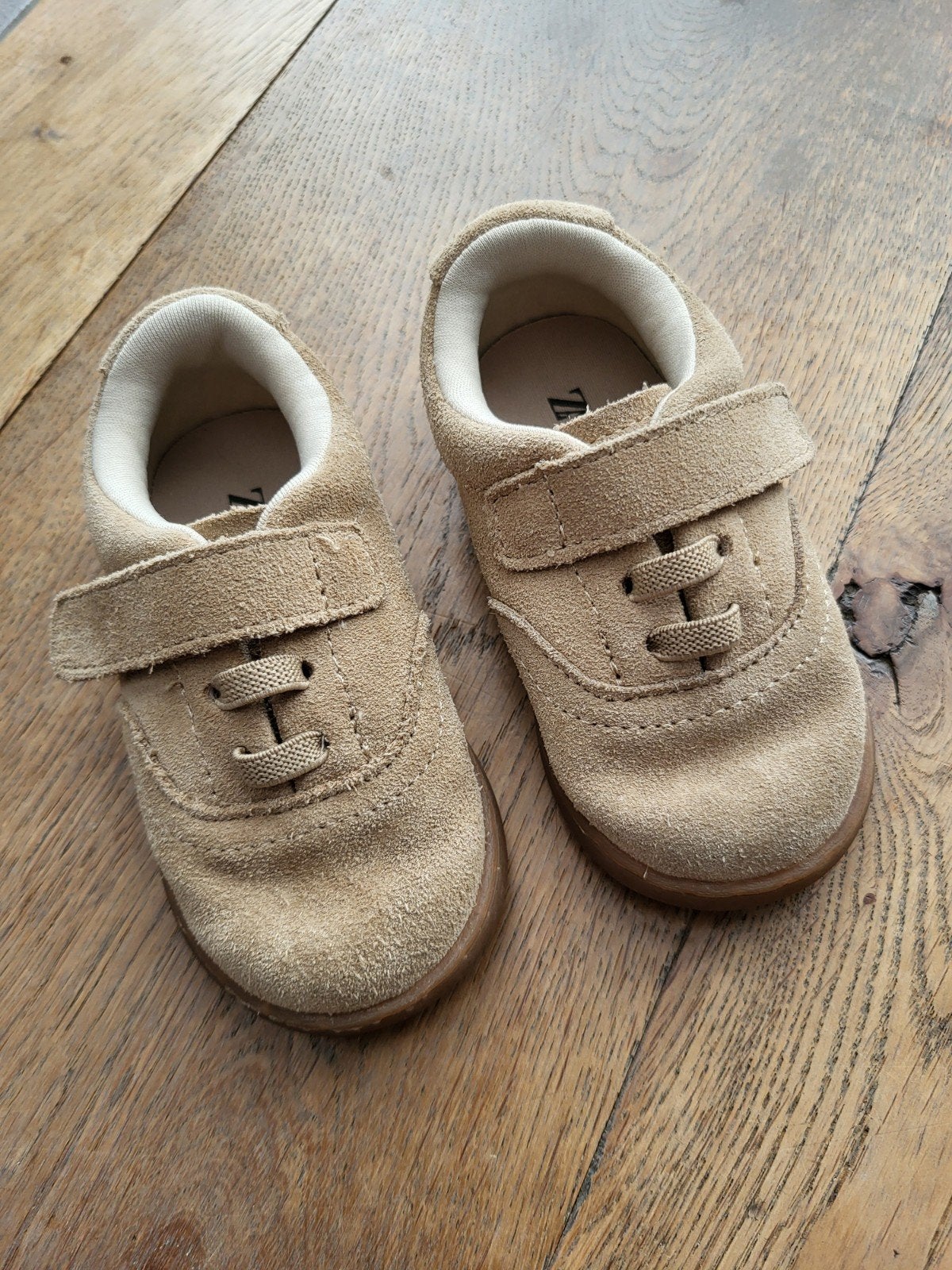Barefoot suède schoenen maat 20, Schoentjes, Ophalen of Verzenden, Zo goed als nieuw, Zara