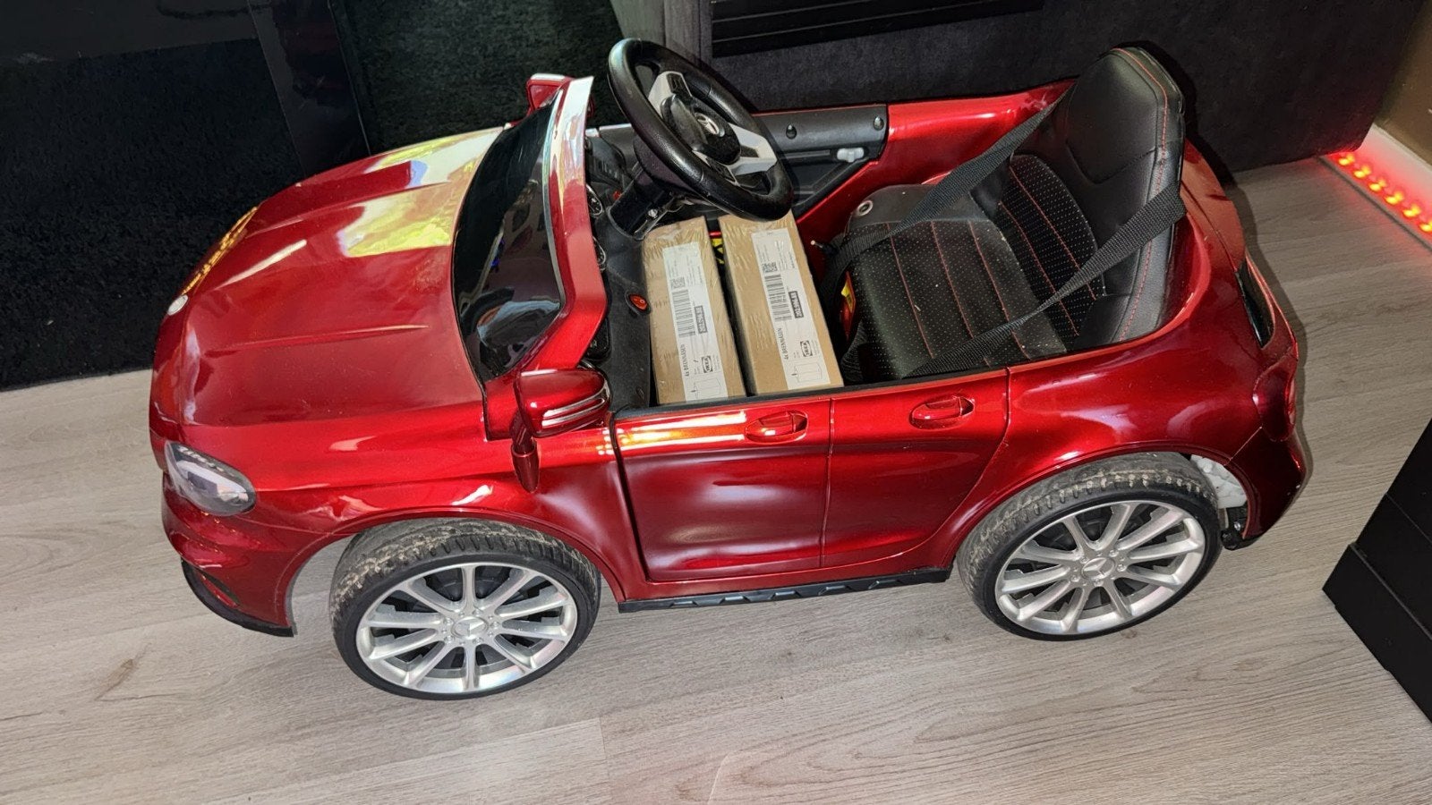 Elektrische auto, Kinderen en Baby's, Ophalen, Zo goed als nieuw