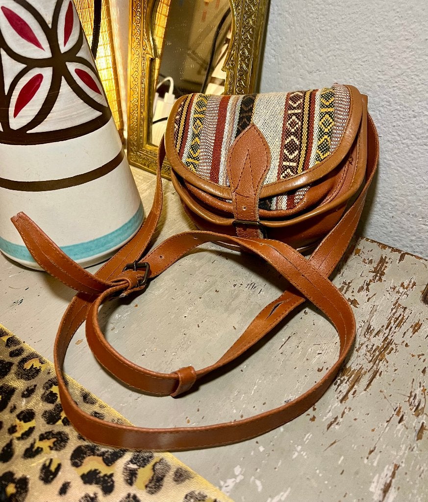 Vintage retro cognac leren tasje kelim Tapestry zadeltasje, Ophalen of Verzenden, Zo goed als nieuw, Bruin, Schoudertasje