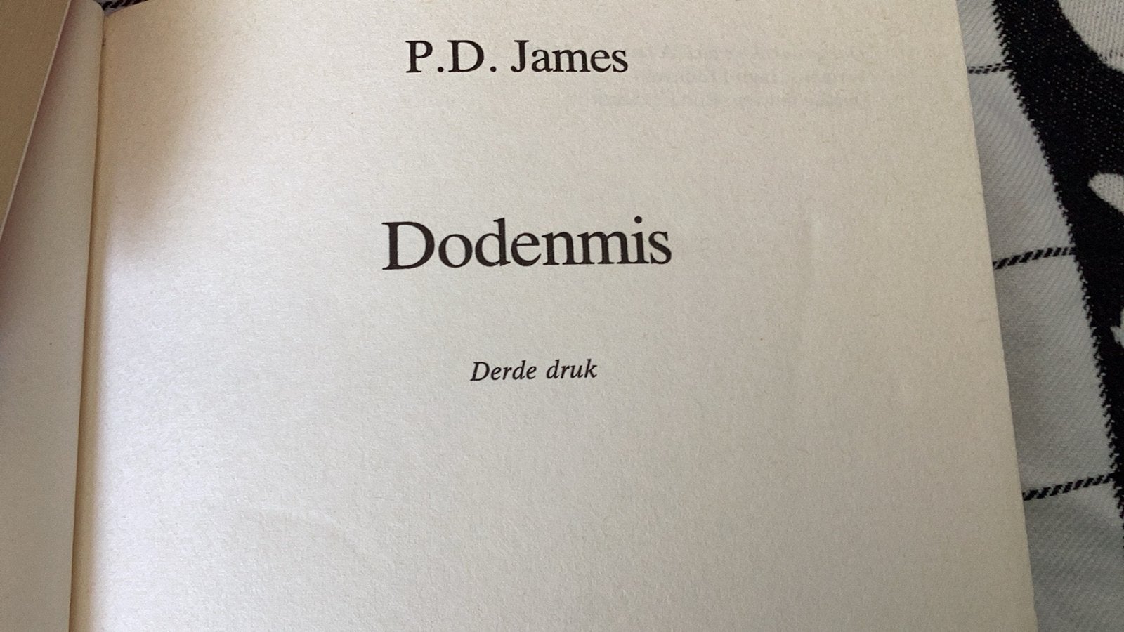 P.D. James - Dodenmis (Een inspecteur Dalgliesh mysterie), Boeken, Ophalen of Verzenden, Gelezen