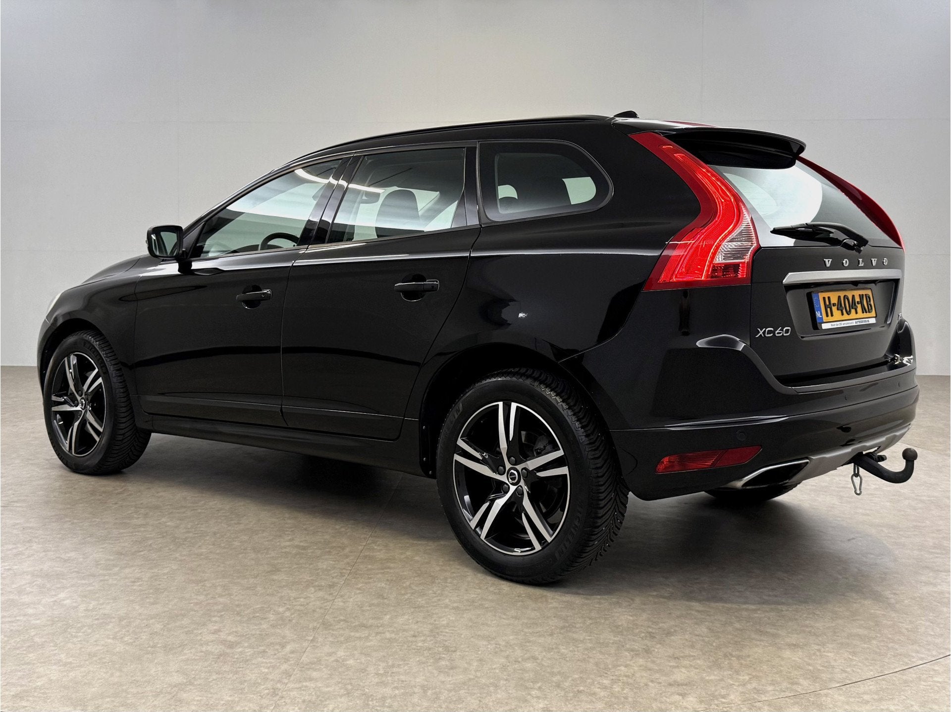 Volvo XC60 2.0 T5 FWD Ocean Race 245PK | Camera | H/K | Clim, Auto's, Gebruikt, 4 cilinders, 1969 cc, Zwart