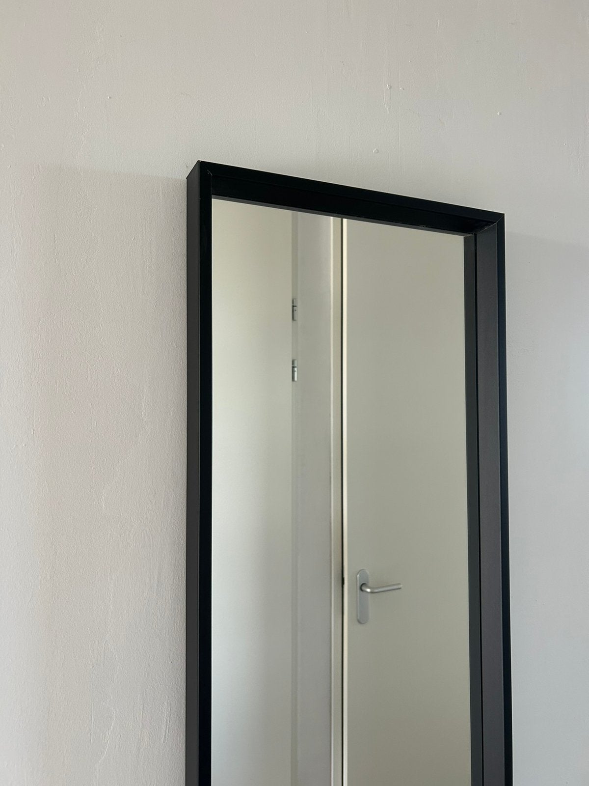 Zwarte spiegel ikea Nissedal, Huis en Inrichting, Ophalen, Minder dan 50 cm, 100 tot 150 cm, Zo goed als nieuw