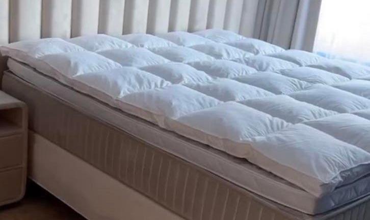 Douxe original featherbed en topdekmatras koudschuim 180x200, Ophalen, Wit, Tweepersoons, Zo goed als nieuw