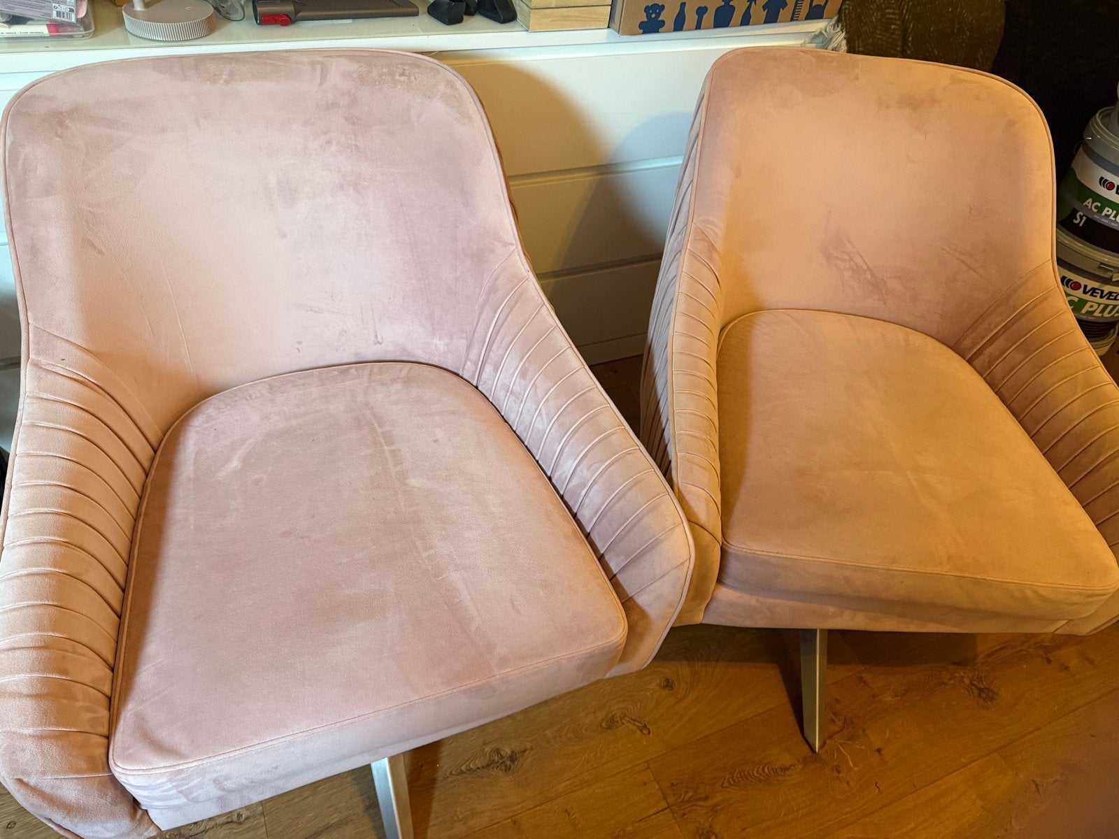 Riverdale Draai Stoelen - Roze Velours, Huis en Inrichting, Ophalen, Twee, Overige kleuren, Zo goed als nieuw