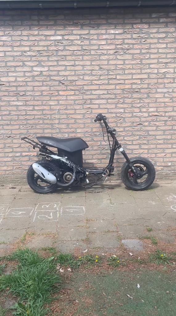 Peugeot vivacity, Fietsen en Brommers, Scooters | Piaggio, Ophalen, Zo goed als nieuw, Overige modellen