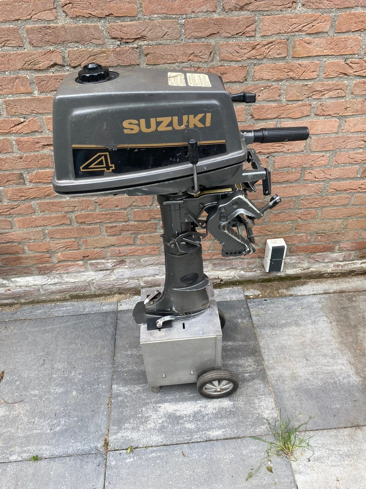4 pk Suzuki 2 tak, Ophalen, 10 tot 30 pk, Gebruikt, Met afstandsbediening