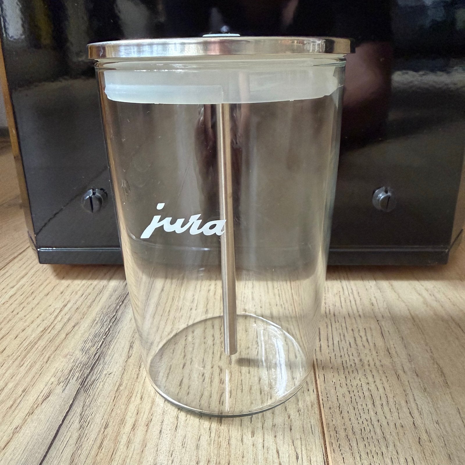 JURA Glazen Melkhouder - Perfect voor uw koffiemachine, Overige modellen, Overige typen, Ophalen of Verzenden, Zo goed als nieuw