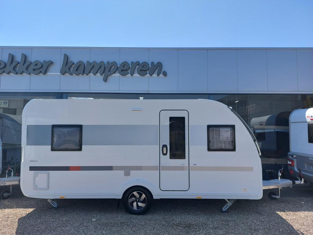 Adria Adora 472 UP, Rondzit, Bedrijf, Schokbreker, 5 tot 6 meter