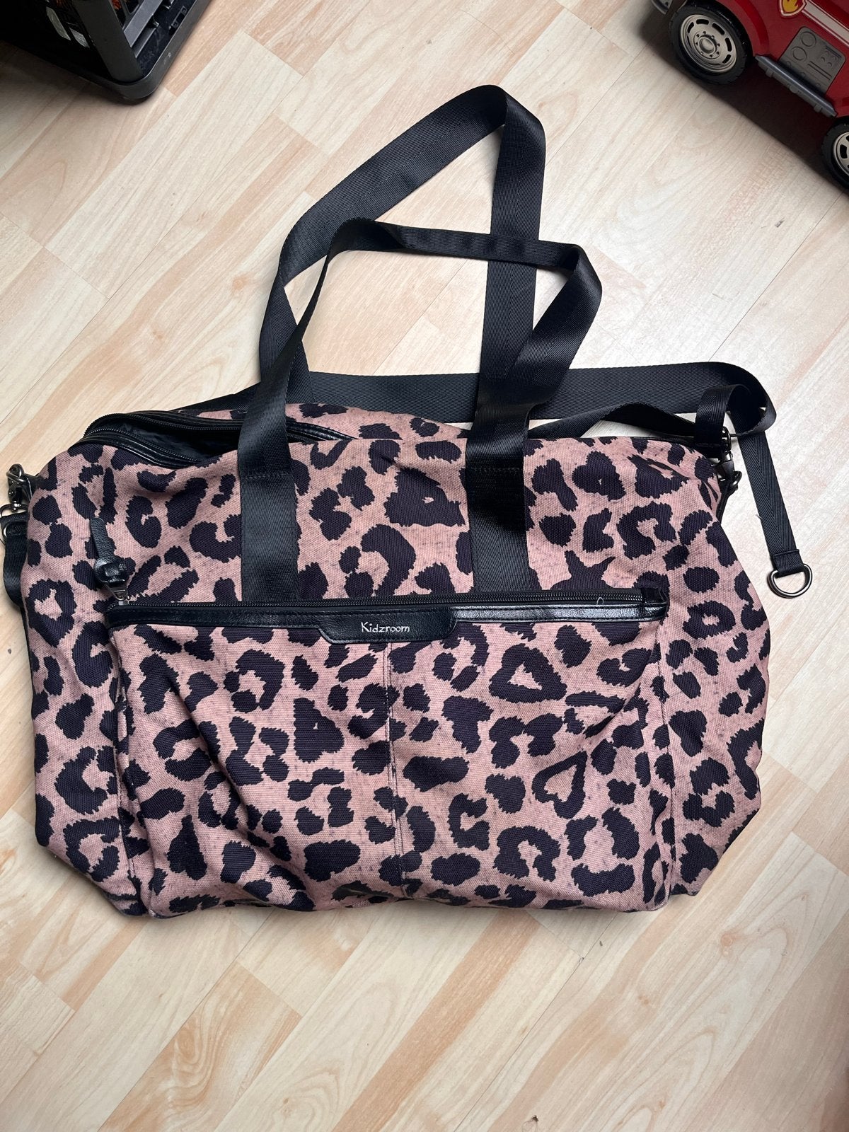 Kidzroom Gorgeous Luiertas Panterprint, Kidzroom, Extra vakken, Zo goed als nieuw, Meerkleurig