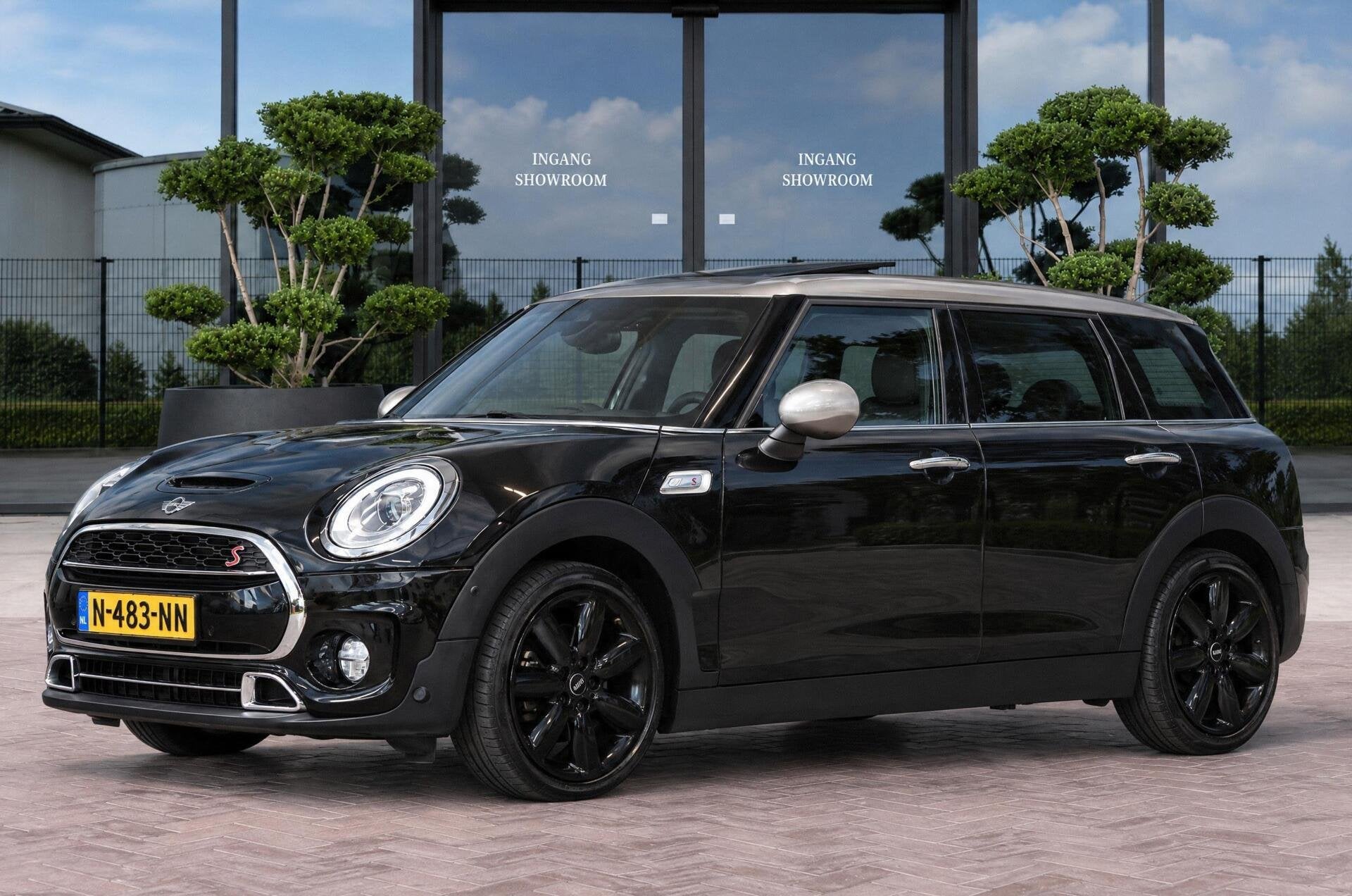 Mini Clubman 2.0 Cooper S Chili Serious Business LEDER | PAN, Auto's, 1998 cc, Gebruikt, Zwart, 17 km/l