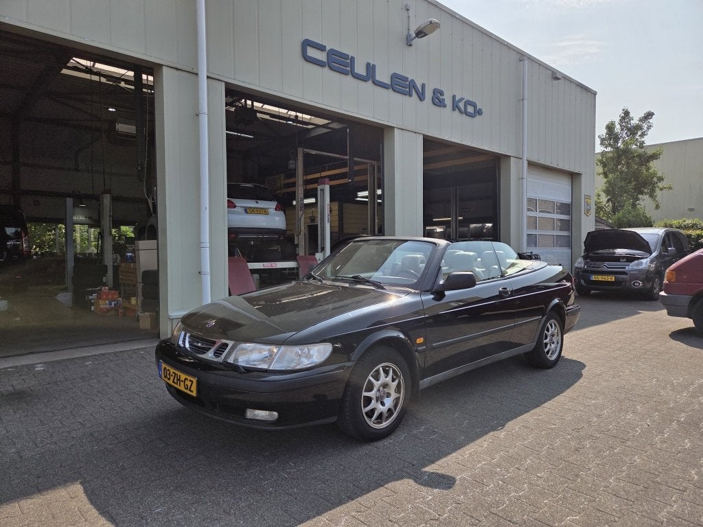 Saab 9-3 Cabrio 2.3 S (bj 1998), Voorwielaandrijving, 4 stoelen, Zwart, Bedrijf